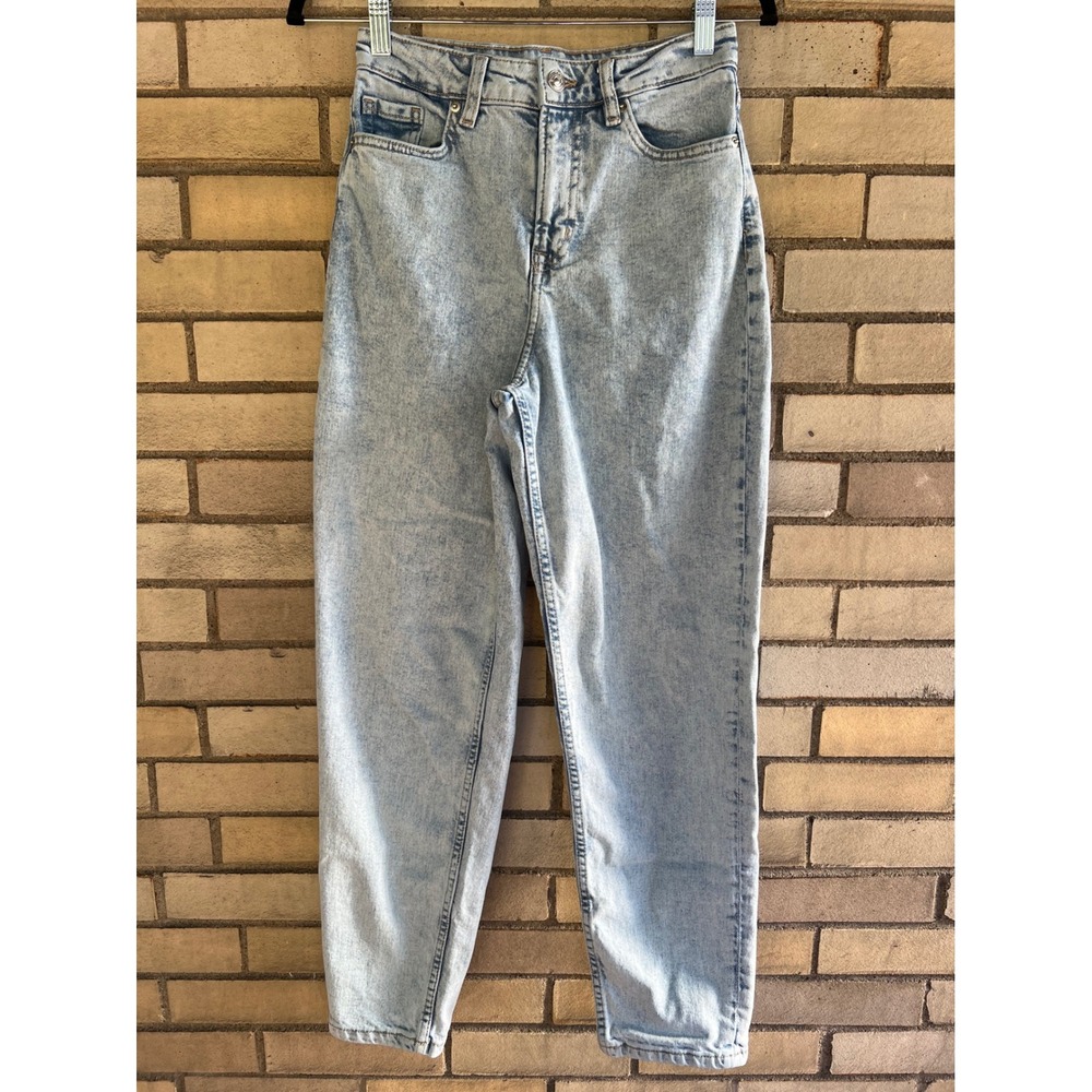 H&M Divided Light Acid Wash High Waisted Mom Jeans Size 2